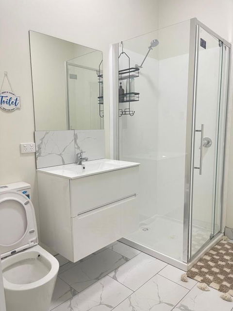 Riverside Hotel - Accommodation Nelson Bay 2