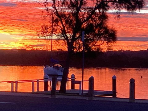 Riverview Cottage - Accommodation Nelson Bay 3