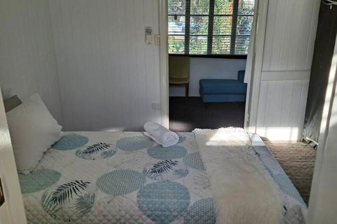 Rosemary Cottage - Accommodation Nelson Bay 3