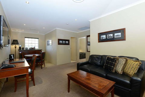 Rydges Armidale - Accommodation Nelson Bay 1