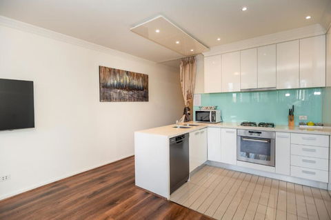 Rome Sky Villa - Accommodation Nelson Bay 3