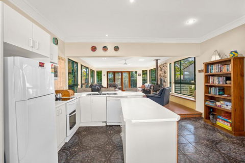 Ronnies Cottage - Accommodation Nelson Bay 3