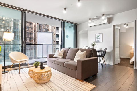 Rooftop Pool 2BR Apt At Marvel Stadium With Free Parking - Accommodation Nelson Bay 0