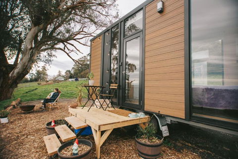 Rose Hill By Tiny Away - Accommodation Nelson Bay 1