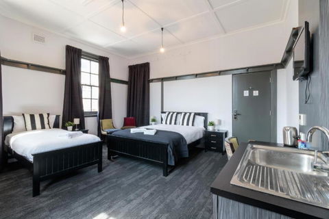 Royal Hotel Ryde - Accommodation Nelson Bay 2