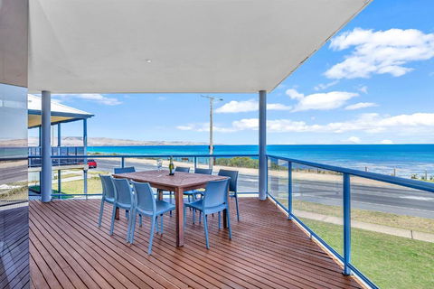 Sail Away - Aldinga Beach - C21 SouthCoast Holidays - Accommodation Nelson Bay 0