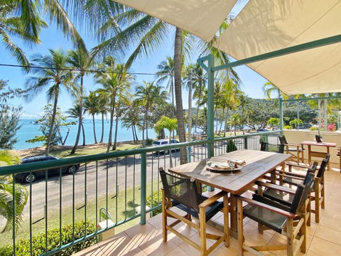 Sails On Horseshoe Apartment 4 - Accommodation Nelson Bay 1