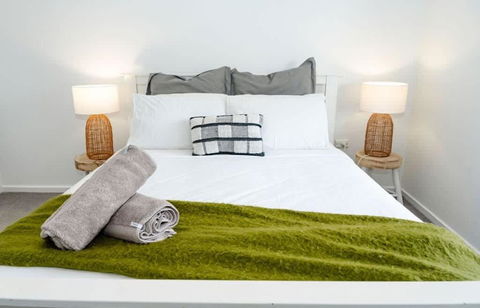 Salt Bush Cottage Peterborough - Accommodation Nelson Bay 2