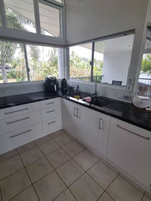 Salt On South - Beachfront Bliss - Accommodation Nelson Bay 3