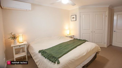 Salt Water Villa Bermagui Four Bedroom Central Location With Wifi - Accommodation Nelson Bay 2