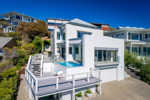 Salty Kiss I Private Properties - Accommodation Nelson Bay 1