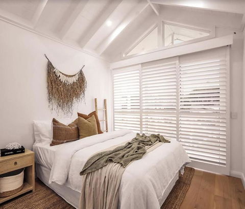 SALTY PALMS On HENLEY -THREE - Nelson Bay Accommodation.com 0