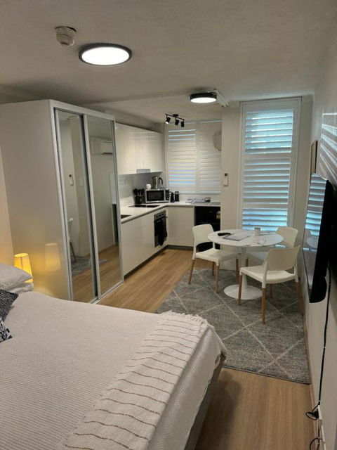 Sam The Central Studio - Accommodation Nelson Bay 0
