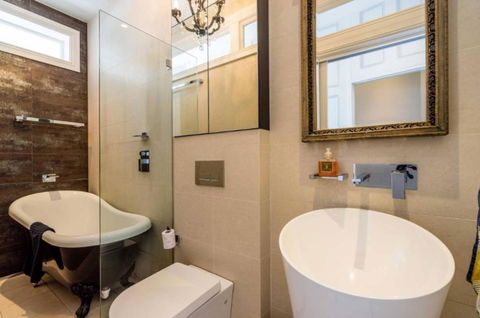 Sanctuary At The Rocks - Accommodation Nelson Bay 3