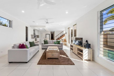 Sand And Sea Beach House - Accommodation Nelson Bay 1