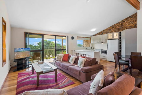 Sand Dunes - Accommodation Nelson Bay 2