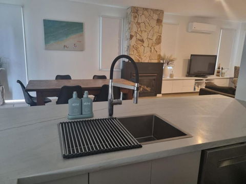 Sand Dunes - Accommodation Nelson Bay 2