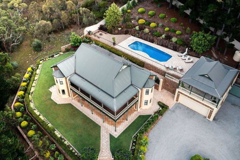 Sand Road Estate - Accommodation Nelson Bay 3