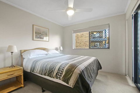 Sandalwood Unit 1 66 Lower Gay Tce - Accommodation Nelson Bay 1