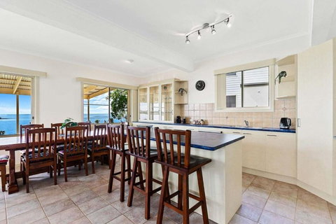 Sandbar On Moreton 5 Bedroom - Accommodation Nelson Bay 3