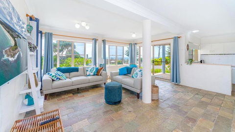 Sandilands 2 - Accommodation Nelson Bay 3