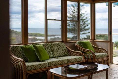 Sandilands One - Oceanstays - Accommodation Nelson Bay 2