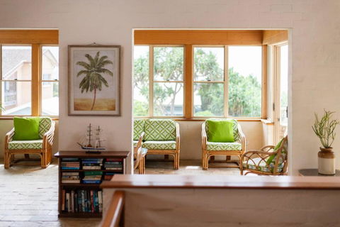 Sandilands One - Oceanstays - Accommodation Nelson Bay 3