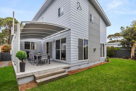 Sandlewood Breeze - Pet Friendly - Community Pool - Accommodation Nelson Bay 0