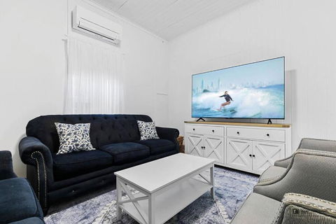 Sandown Beachside Cottage - Accommodation Nelson Bay 1