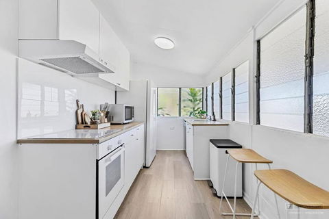 Sandown Beachside Cottage - Accommodation Nelson Bay 2