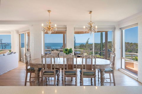 Sandrift One - Oceanstays - Accommodation Nelson Bay 2