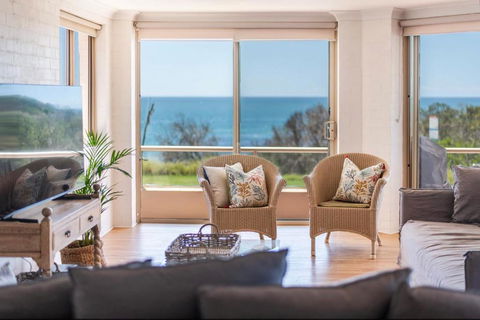 Sandrift One - Oceanstays - Accommodation Nelson Bay 1