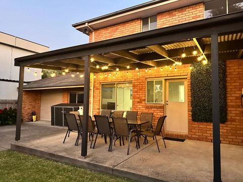 Sandy Beach House Cowes - Accommodation Nelson Bay 0