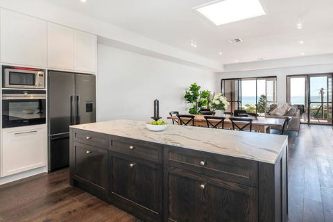 SEA FOR MILES At Semaphore To Relax & Unwind - Accommodation Nelson Bay 3