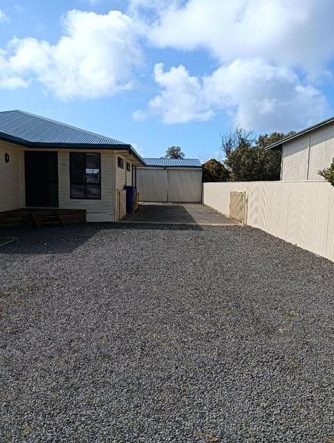 Sea Shells By The Sea Shore - Nelsons Bay Accommodation 1