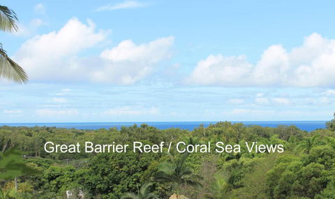SEAVIEWS Oak Beach - Accommodation Nelson Bay 0