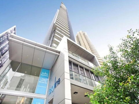 SK1 - 2 Level 2 Bedroom Skyline SkyHome - Accommodation Nelson Bay 0