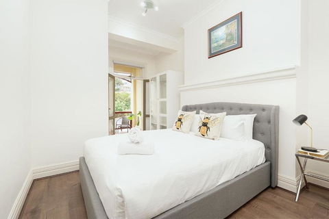 STUNNING SYDNEY HOME 10 - Accommodation Nelson Bay 2