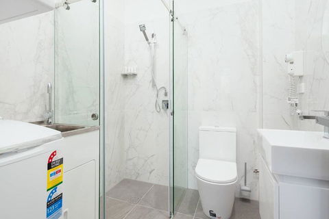 STUNNING SYDNEY HOME 11 - Accommodation Nelson Bay 3