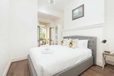STUNNING SYDNEY HOME 11 - Accommodation Nelson Bay 1
