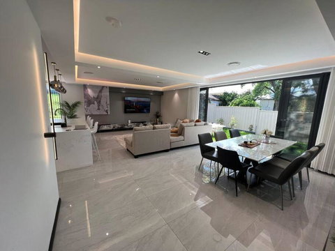 Stylish Serenity At Sunrise - Accommodation Nelson Bay 3