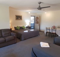 Beachport Motor Inn - Accommodation Nelson Bay