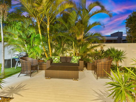 Beachside Holiday Escape - Accommodation Nelson Bay 1