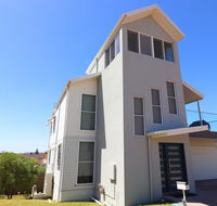 Beachside Oasis - Accommodation Nelson Bay