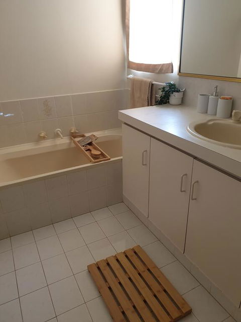 Beachside Retreat - Nelsons Bay Accommodation 1