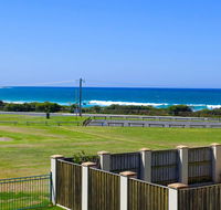 Beachside Retreat - Accommodation Nelson Bay