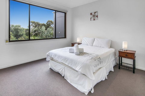 Beachside Vista - Nelson Bay Accommodation.com 2