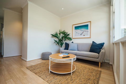 Beachy Keen On Moseley - Wifi - Netflix - Pool - Spa - Accommodation Nelson Bay 1