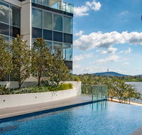 Beautiful Modern Lake View Apartment - Accommodation Nelson Bay