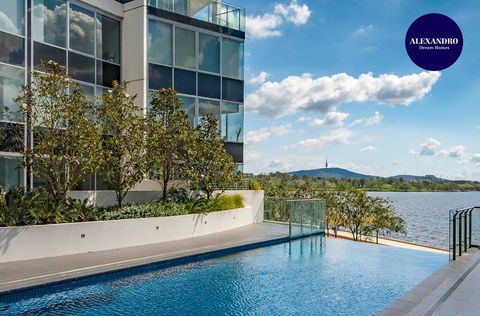 Beautiful Modern Lake View Apartment - Accommodation Nelson Bay 0